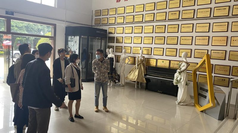 首先，了解不同类型的补光灯具至关重要。目前市场上主要有以下几种：